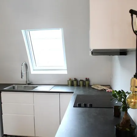 Bright And Cosy Very Well Located Paris